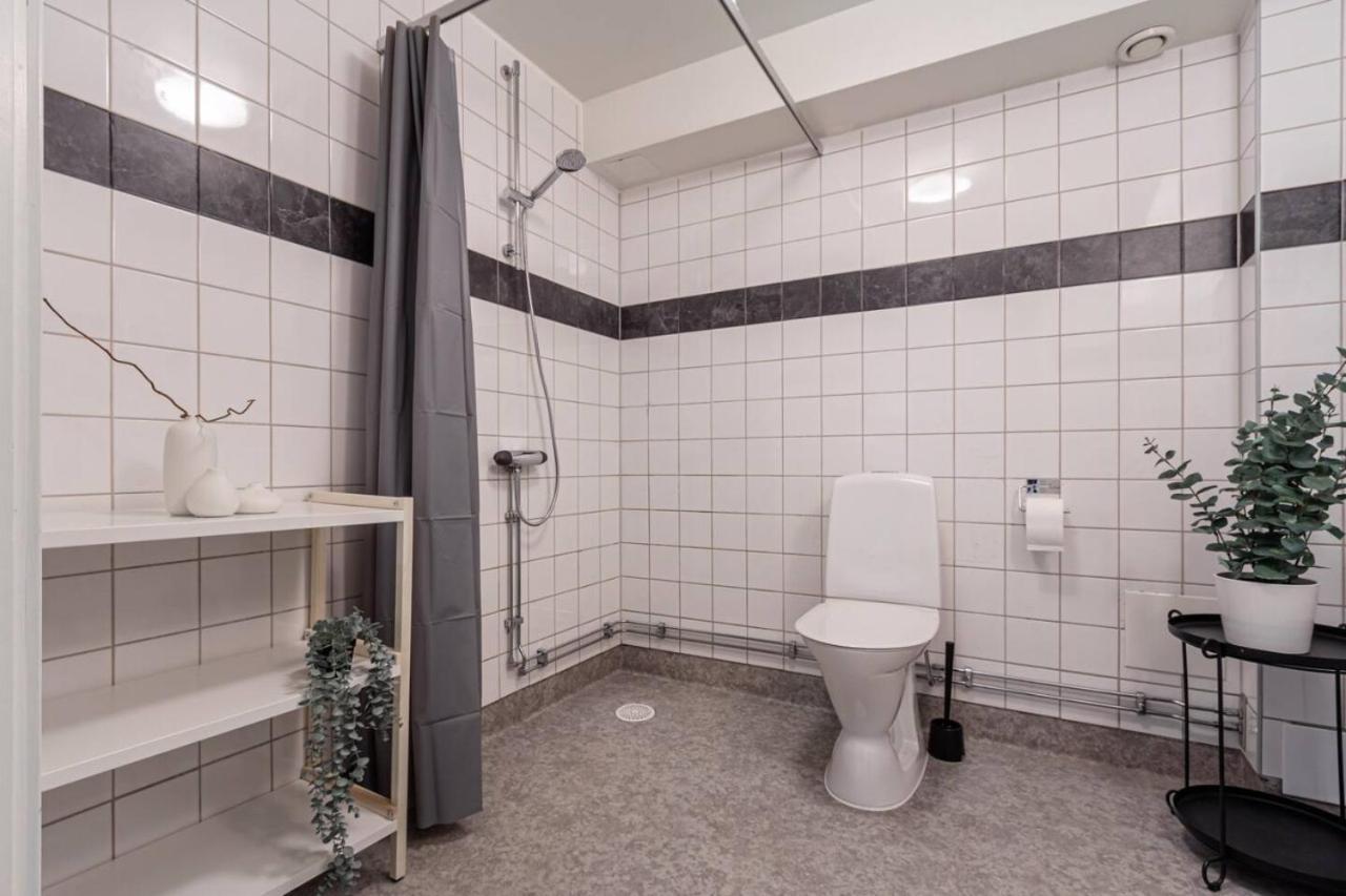 Simple Studio In Trendy Soedermalm - Construction Work 스톡홀름 외부 사진